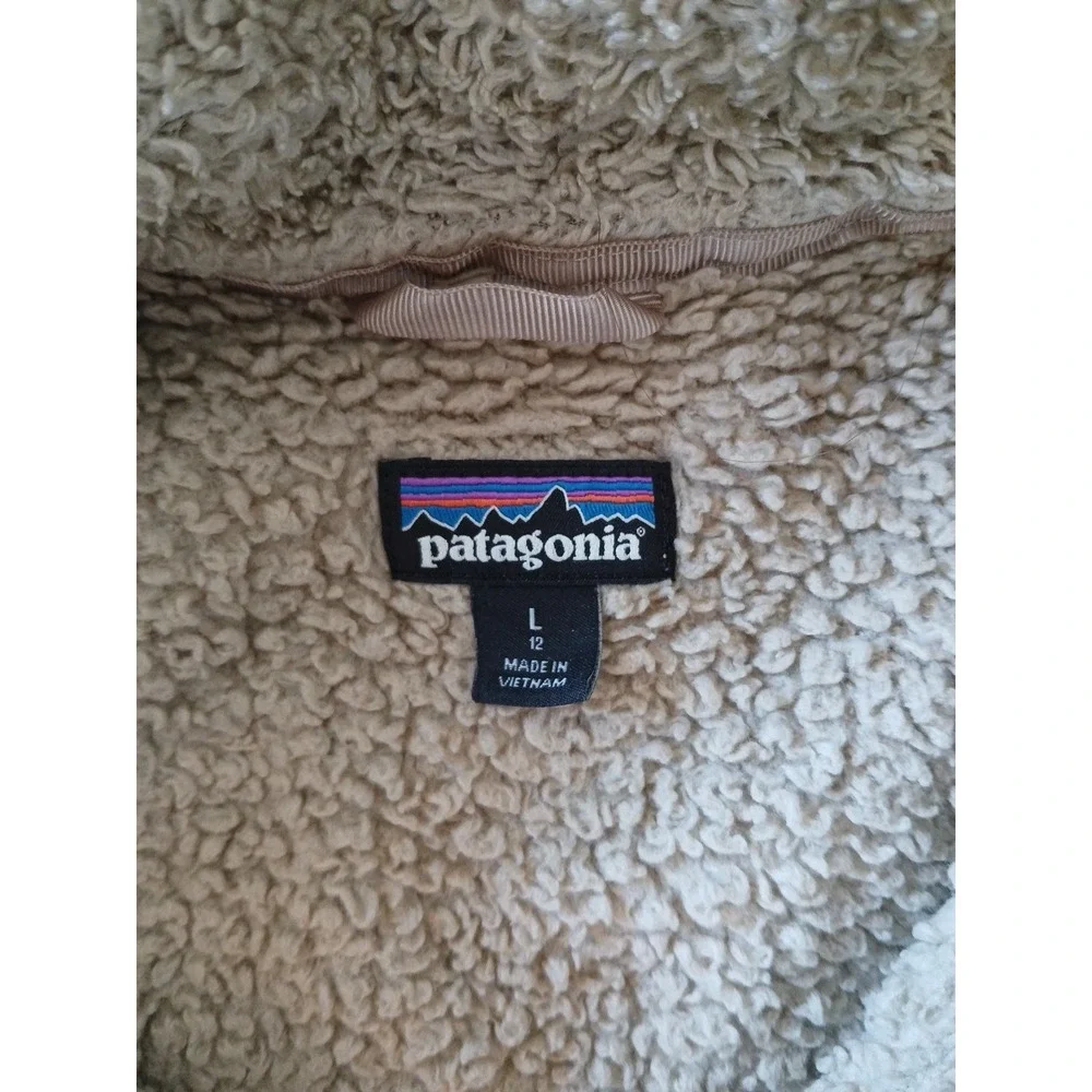 Patagonia Fleece Youth Size L Khaki
